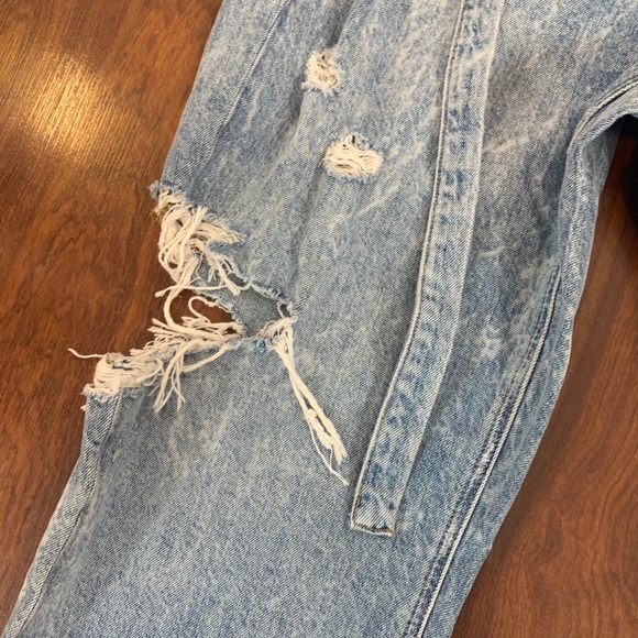 American Eagle highest rise mom jeans - Picture 5 of 8